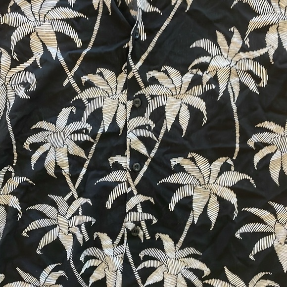 A-Frame Palm Tree Button Down - Picture 3 of 4